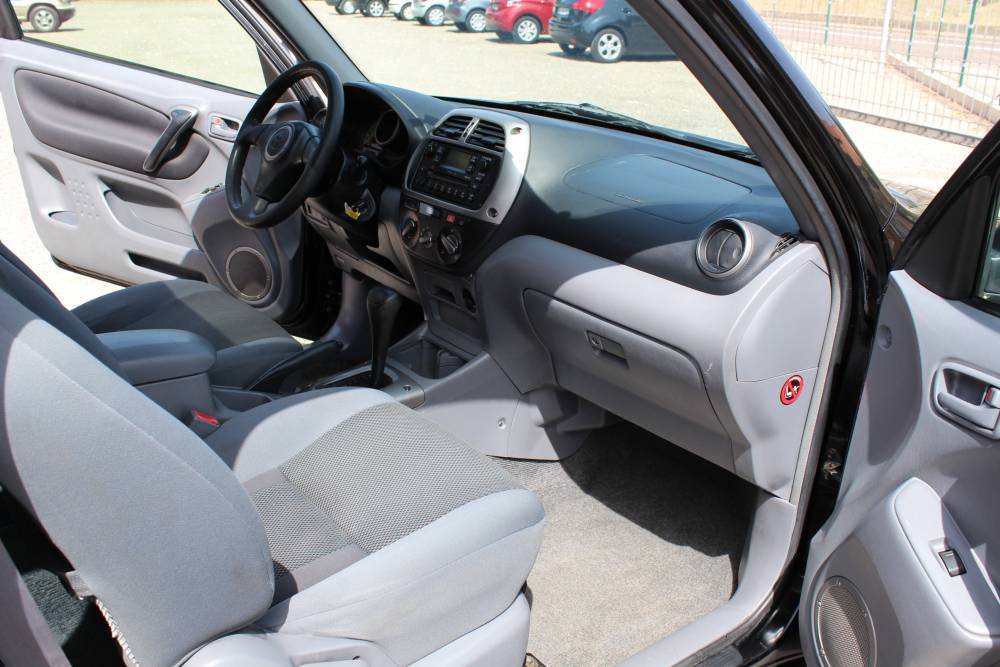 toyota rav4 2 0l es bva vvti 150cv pack sport vx 3 portes toyota rav4 2 0l es bva vvti 150cv pack sport vx 3 portes